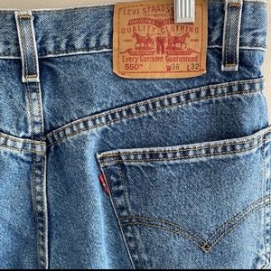 Mens Levis 550s